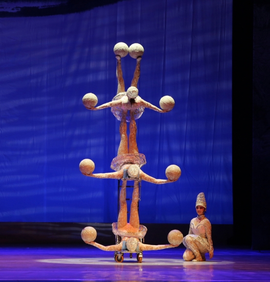 Shanghai-Acrobats-photo-15-photo-courtesy-of-CAMI Shanghai-Acrobats-photo-15-photo-courtesy-of-CAMI