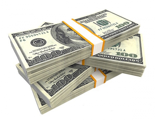 Stack-of-Hundred-Dollar-US-Bills-Money-Freebie Stack-of-Hundred-Dollar-US-Bills-Money-Freebie